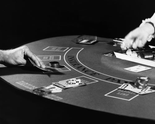 PANALOBET The Pros and Cons of Playing at the Blackjack Table